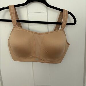 NWT Soma sport  Tan Sports Bra
36 DDD